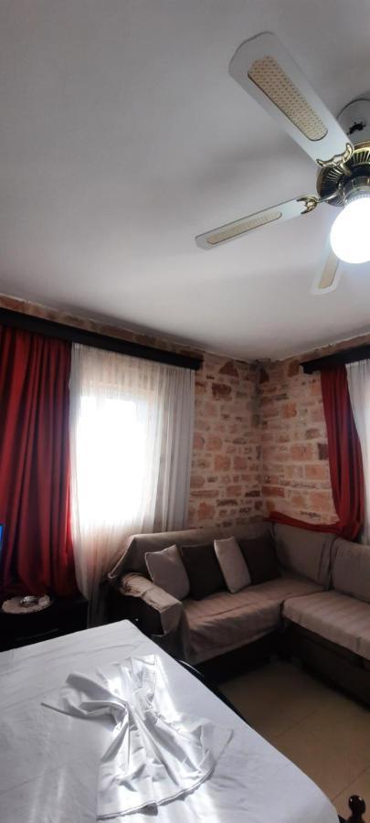 Villa Ardiano Ксамил Екстериор снимка